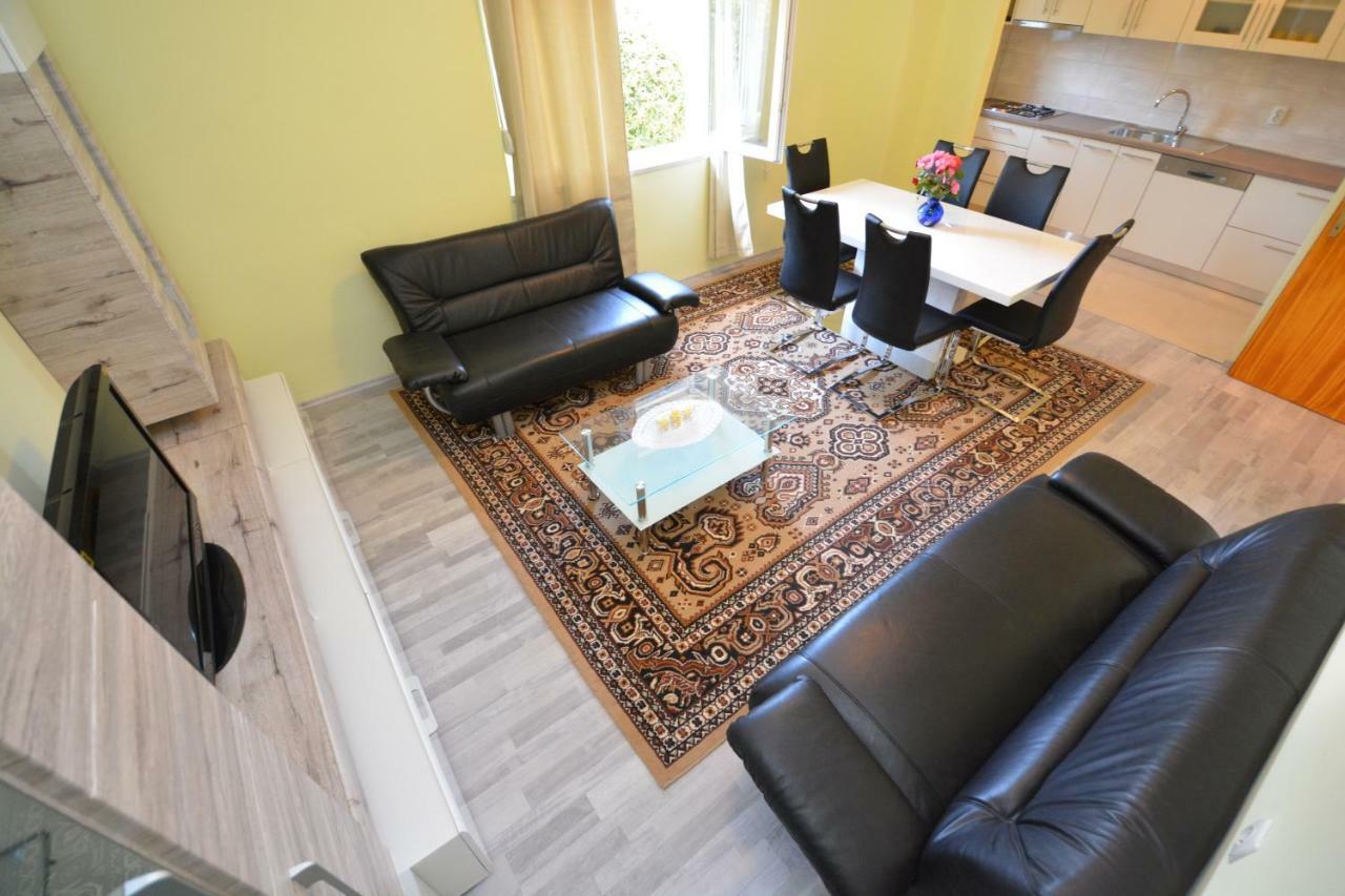 Apartman Susic Apartment Policnik Ngoại thất bức ảnh