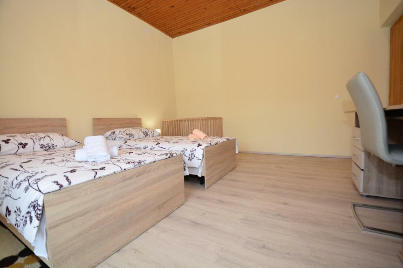 Apartman Susic Apartment Policnik Ngoại thất bức ảnh